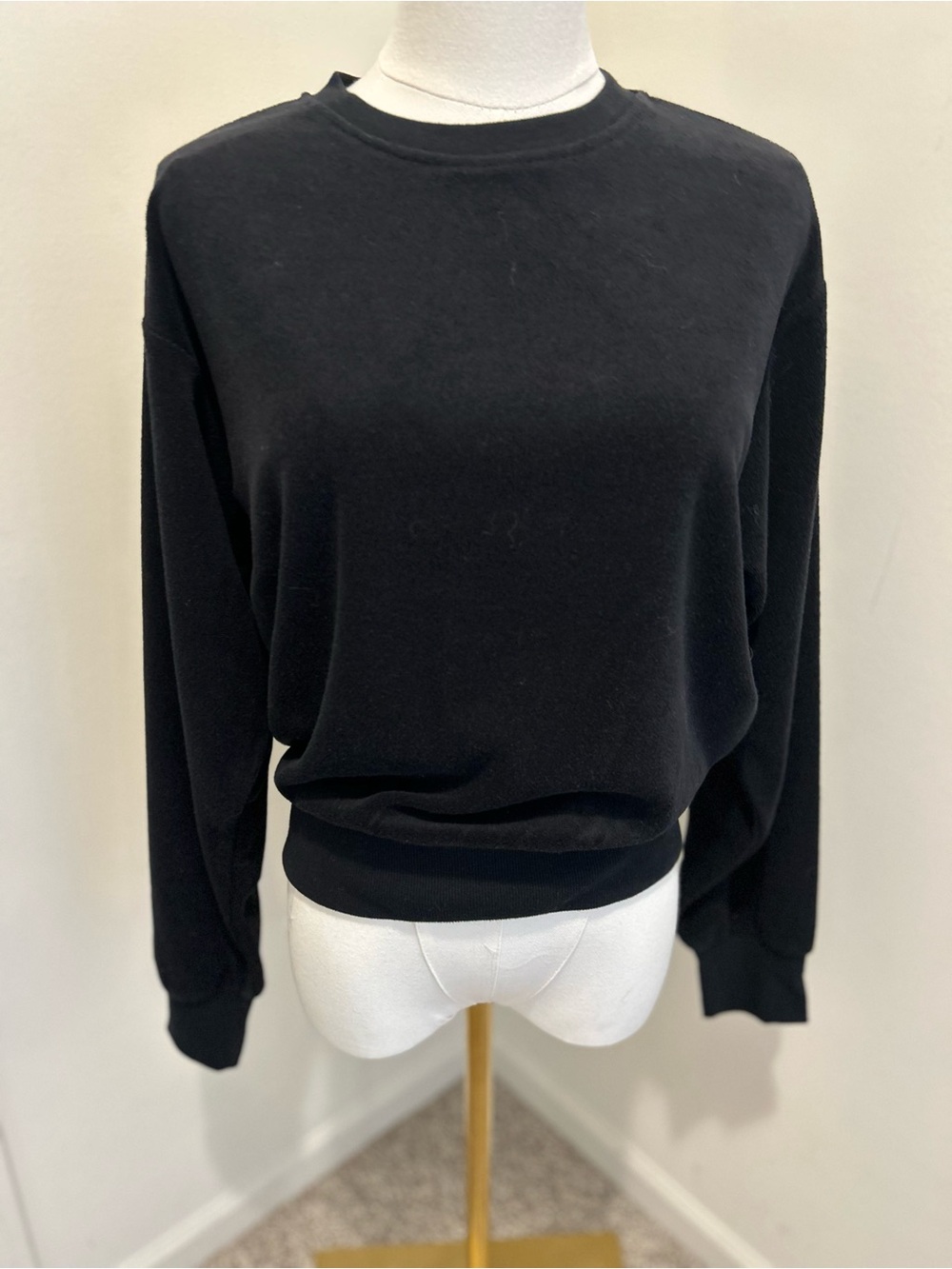NWT!  reflex terry pullover crewneck